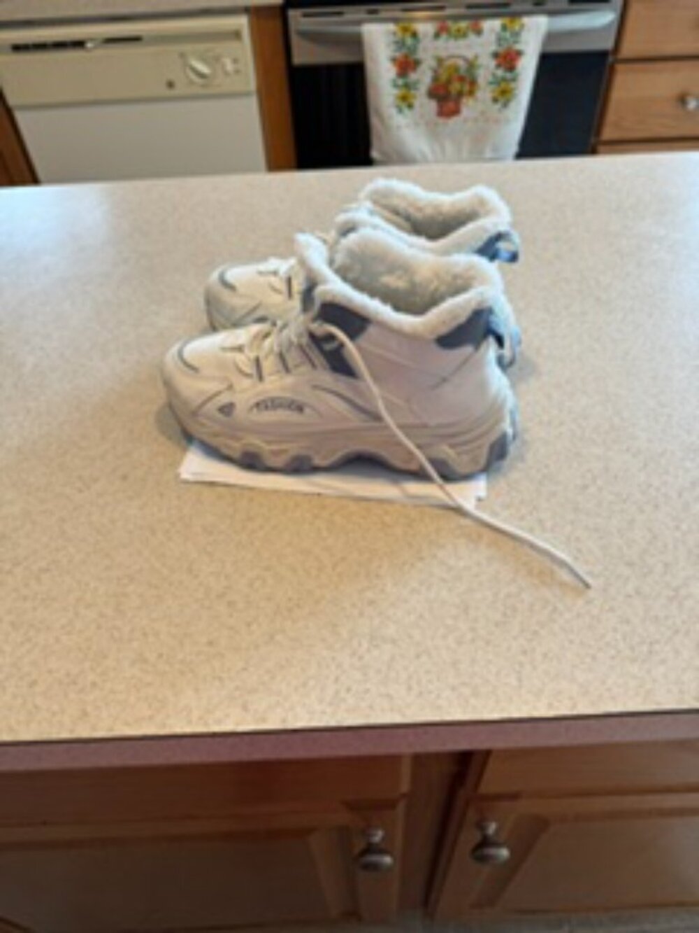 Women's Winter Sneakers Lined with Fur